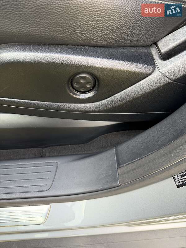 Позашляховик / Кросовер Mercedes-Benz M-Class 2015 в Луцьку фото 40 Позашляховик / Кросовер Mercedes-Benz M-Class 2015 в Луцьку