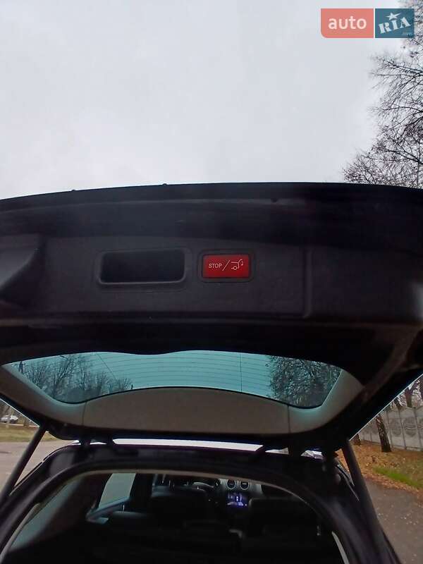 Позашляховик / Кросовер Mercedes-Benz M-Class 2010 в Солоному