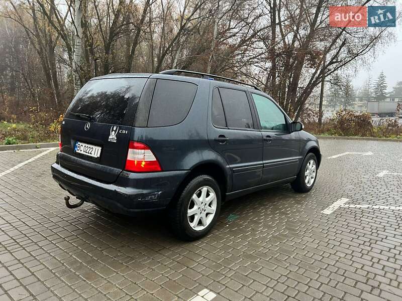Внедорожник / Кроссовер Mercedes-Benz M-Class 2002 в Киеве