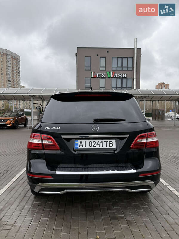 Позашляховик / Кросовер Mercedes-Benz M-Class 2015 в Києві фото 5 Позашляховик / Кросовер Mercedes-Benz M-Class 2015 в Києві