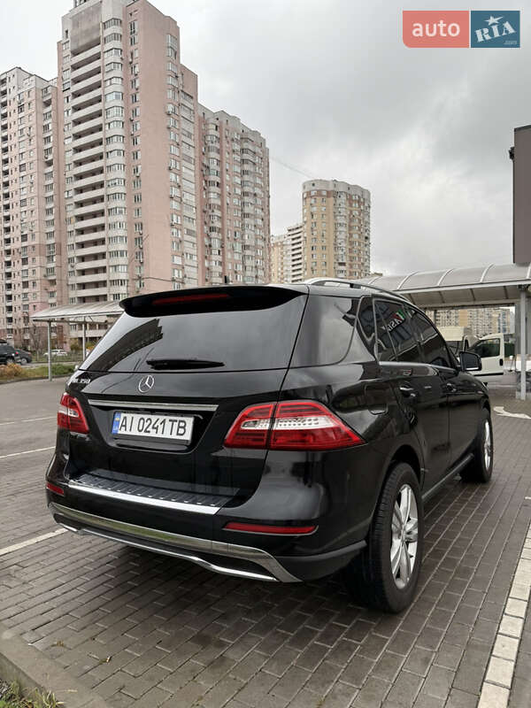 Позашляховик / Кросовер Mercedes-Benz M-Class 2015 в Києві фото 7 Позашляховик / Кросовер Mercedes-Benz M-Class 2015 в Києві