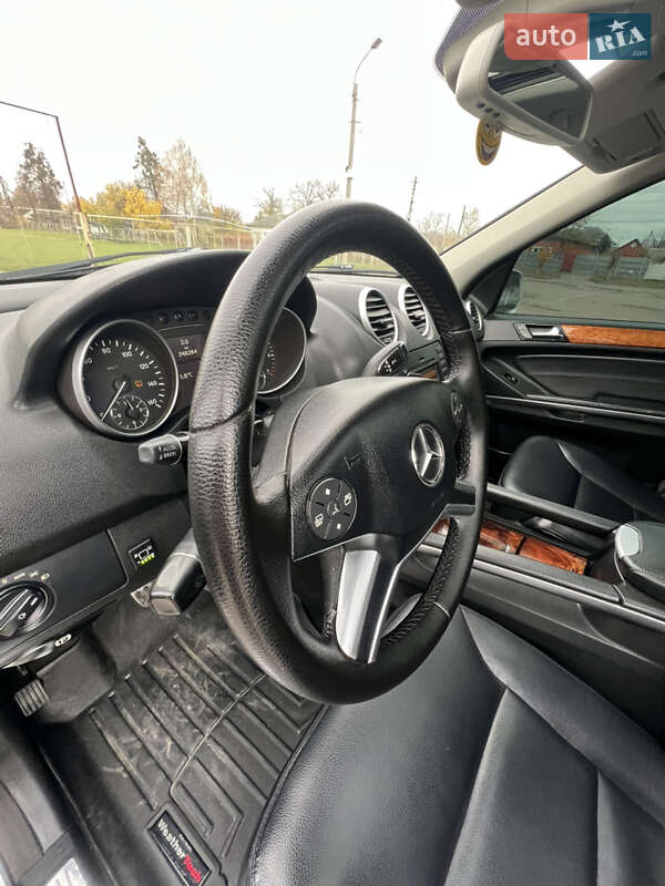 Позашляховик / Кросовер Mercedes-Benz M-Class 2008 в Прилуках фото 24 Позашляховик / Кросовер Mercedes-Benz M-Class 2008 в Прилуках