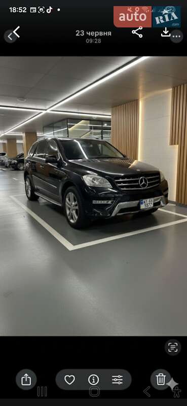 Внедорожник / Кроссовер Mercedes-Benz M-Class 2012 в Калуше