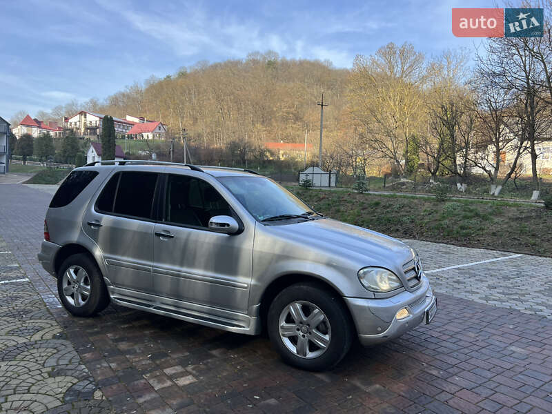 Позашляховик / Кросовер Mercedes-Benz M-Class 2004 в Заліщиках