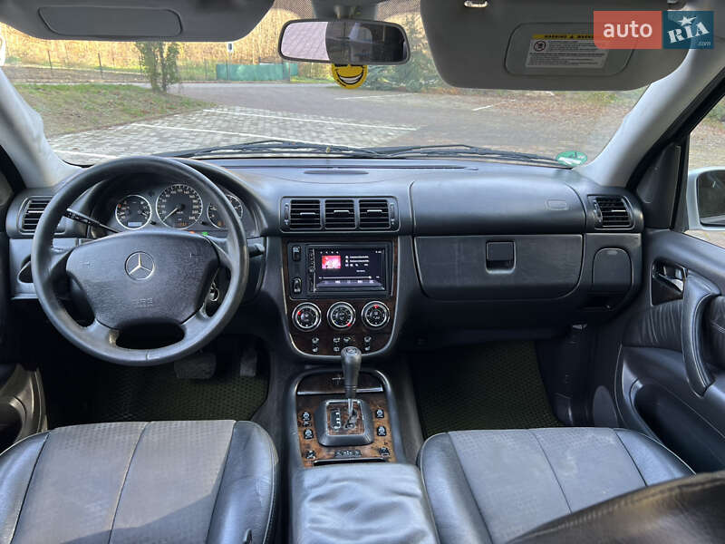 Позашляховик / Кросовер Mercedes-Benz M-Class 2004 в Заліщиках