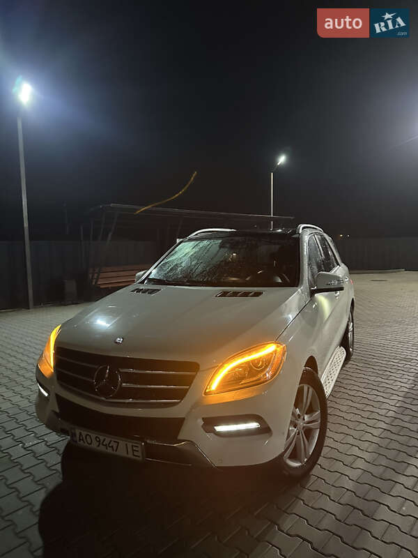 Позашляховик / Кросовер Mercedes-Benz M-Class 2013 в Хусті фото 10 Позашляховик / Кросовер Mercedes-Benz M-Class 2013 в Хусті