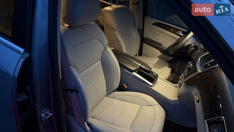 Позашляховик / Кросовер Mercedes-Benz M-Class 2012 в Шепетівці