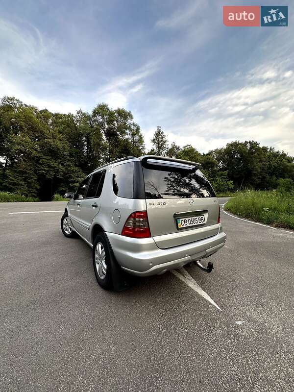 Внедорожник / Кроссовер Mercedes-Benz M-Class 2005 в Прилуках