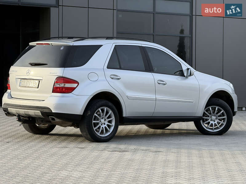 Позашляховик / Кросовер Mercedes-Benz M-Class 2008 в Чернівцях фото 4 Позашляховик / Кросовер Mercedes-Benz M-Class 2008 в Чернівцях