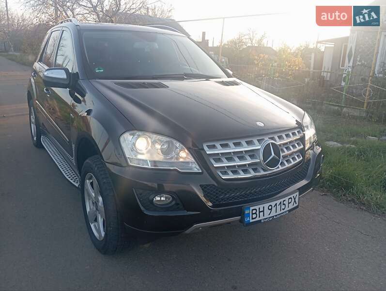 Позашляховик / Кросовер Mercedes-Benz M-Class 2009 в Одесі фото 6 Позашляховик / Кросовер Mercedes-Benz M-Class 2009 в Одесі