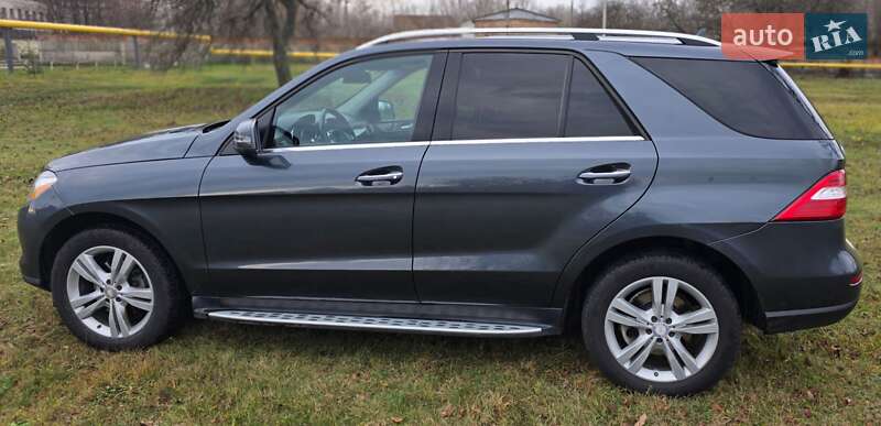 Позашляховик / Кросовер Mercedes-Benz M-Class 2014 в Конотопі