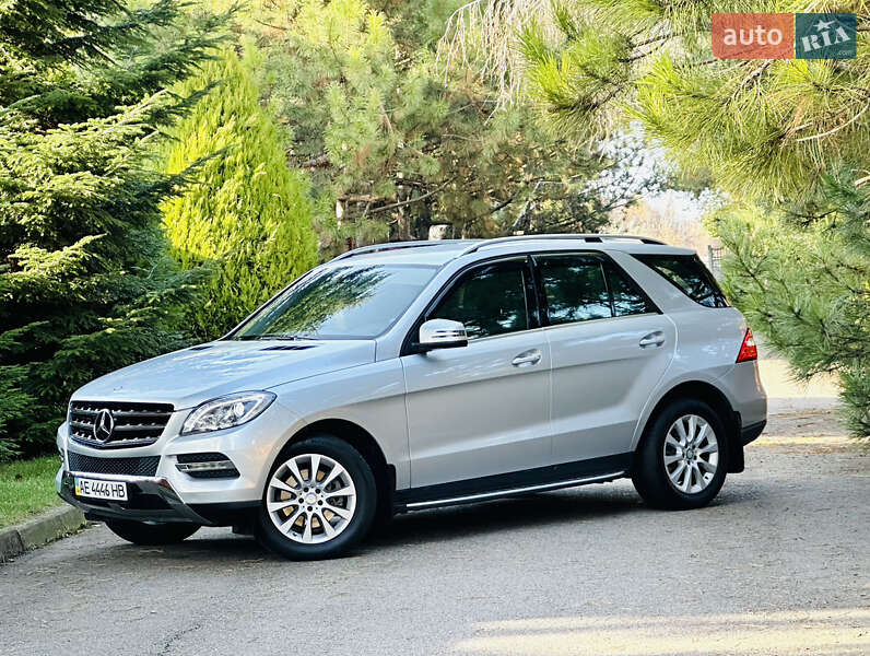 Позашляховик / Кросовер Mercedes-Benz M-Class 2012 в Дніпрі фото 4 Позашляховик / Кросовер Mercedes-Benz M-Class 2012 в Дніпрі