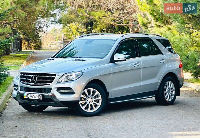 Позашляховик / Кросовер Mercedes-Benz M-Class 2012 в Дніпрі фото 25 Позашляховик / Кросовер Mercedes-Benz M-Class 2012 в Дніпрі