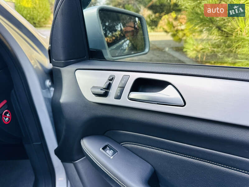 Позашляховик / Кросовер Mercedes-Benz M-Class 2012 в Дніпрі фото 61 Позашляховик / Кросовер Mercedes-Benz M-Class 2012 в Дніпрі