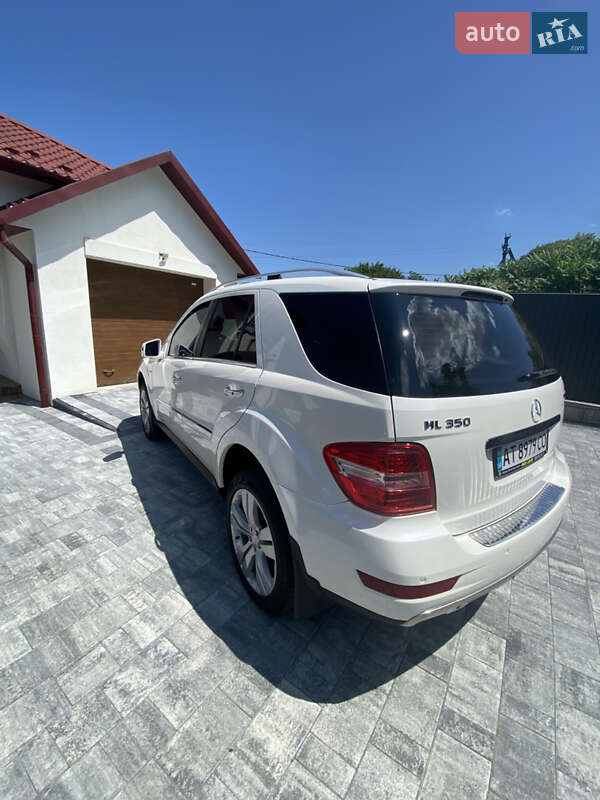 Внедорожник / Кроссовер Mercedes-Benz M-Class 2011 в Косове