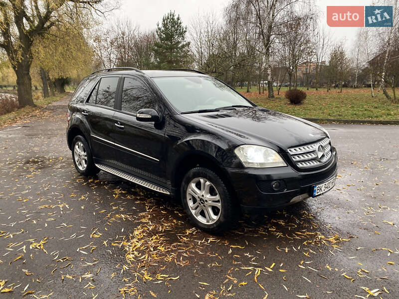 Внедорожник / Кроссовер Mercedes-Benz M-Class 2005 в Ровно фото 7 Внедорожник / Кроссовер Mercedes-Benz M-Class 2005 в Ровно