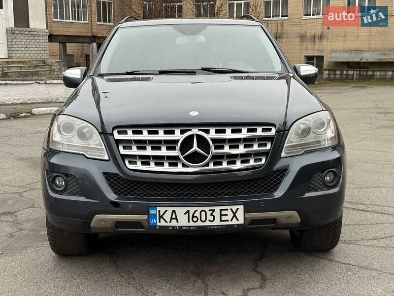Внедорожник / Кроссовер Mercedes-Benz M-Class 2010 в Белой Церкви фото Внедорожник / Кроссовер Mercedes-Benz M-Class 2010 в Белой Церкви