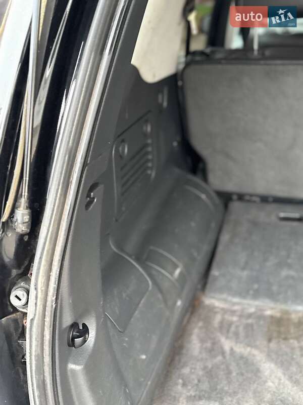 Внедорожник / Кроссовер Mercedes-Benz M-Class 2003 в Лубнах