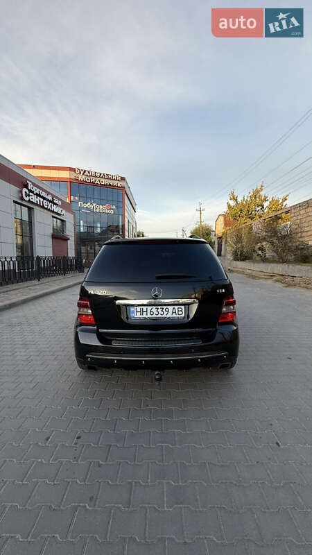 Позашляховик / Кросовер Mercedes-Benz M-Class 2006 в Татарбунарах