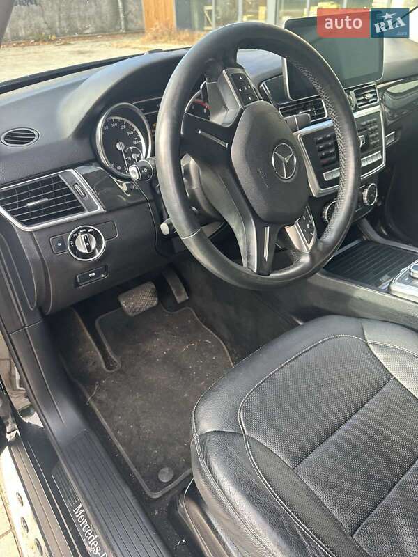 Внедорожник / Кроссовер Mercedes-Benz M-Class 2015 в Березному