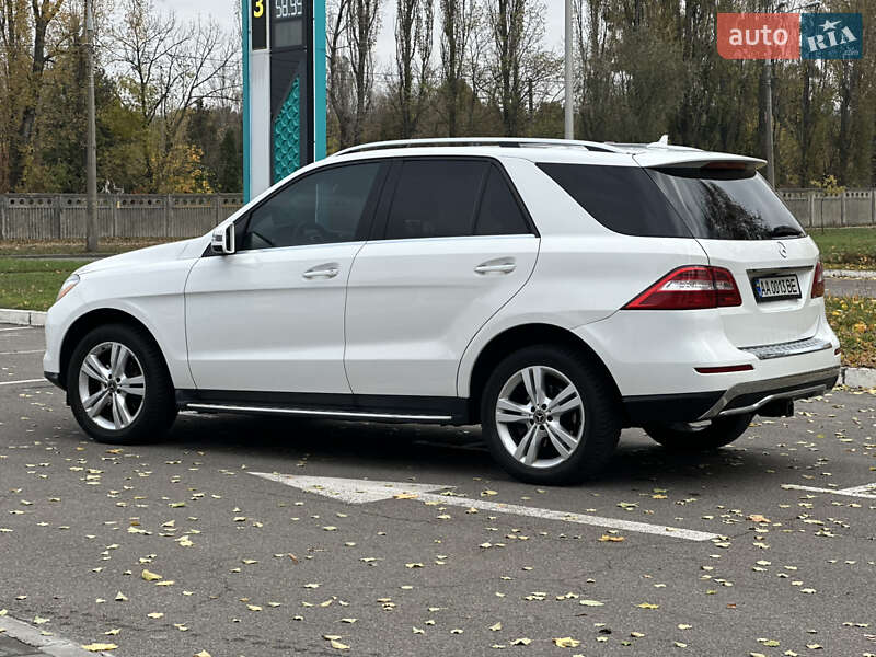 Внедорожник / Кроссовер Mercedes-Benz M-Class 2015 в Киеве