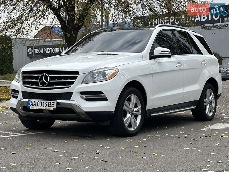 Внедорожник / Кроссовер Mercedes-Benz M-Class 2015 в Киеве