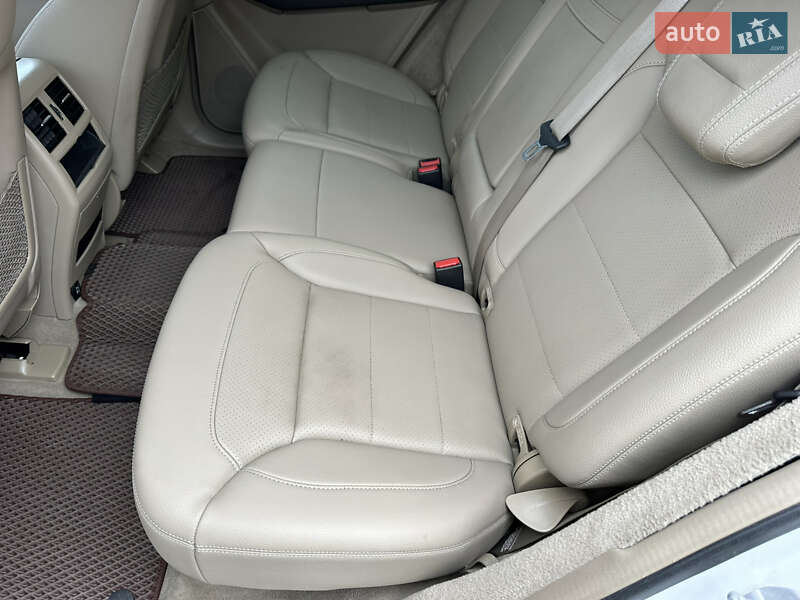 Внедорожник / Кроссовер Mercedes-Benz M-Class 2015 в Киеве