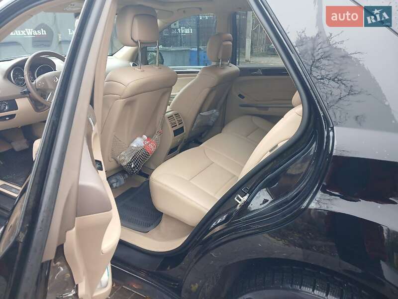 Внедорожник / Кроссовер Mercedes-Benz M-Class 2010 в Первомайске фото 10 Внедорожник / Кроссовер Mercedes-Benz M-Class 2010 в Первомайске