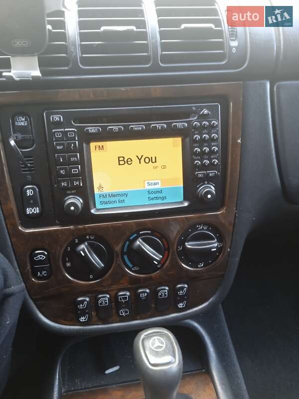 Внедорожник / Кроссовер Mercedes-Benz M-Class 2001 в Ровно