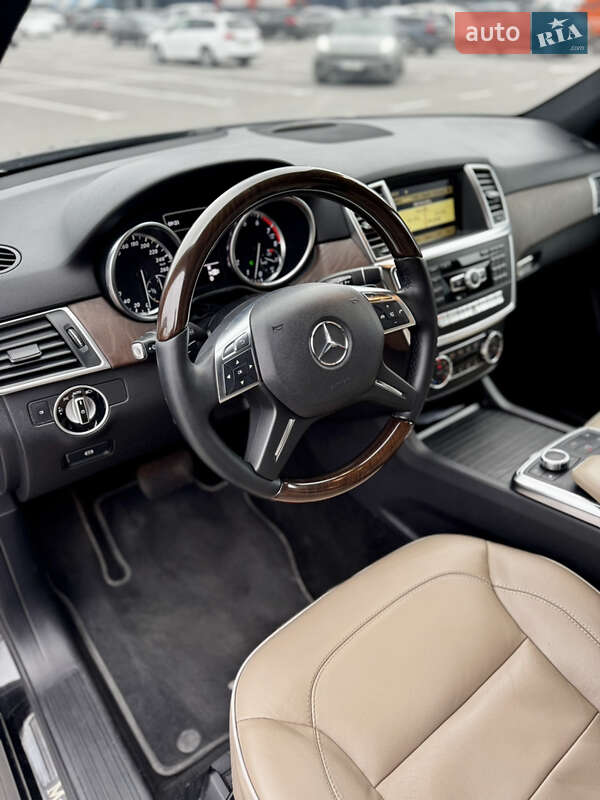 Внедорожник / Кроссовер Mercedes-Benz M-Class 2012 в Днепре фото 11 Внедорожник / Кроссовер Mercedes-Benz M-Class 2012 в Днепре