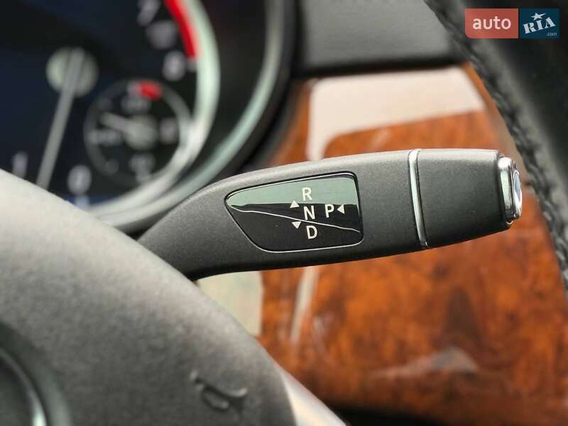 Позашляховик / Кросовер Mercedes-Benz M-Class 2013 в Києві