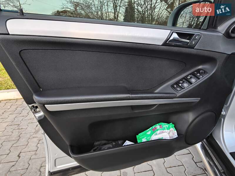 Внедорожник / Кроссовер Mercedes-Benz M-Class 2006 в Черновцах фото 12 Внедорожник / Кроссовер Mercedes-Benz M-Class 2006 в Черновцах