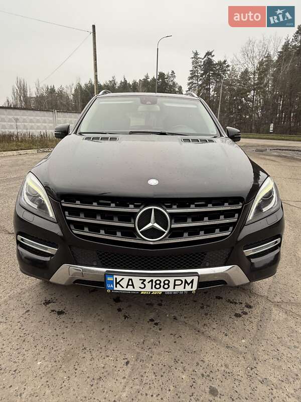 Позашляховик / Кросовер Mercedes-Benz M-Class 2013 в Охтирці