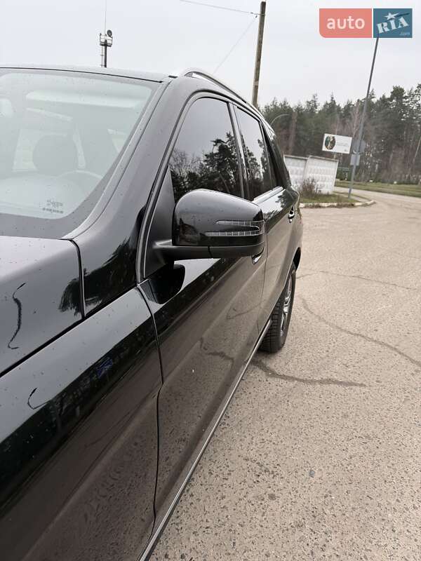 Позашляховик / Кросовер Mercedes-Benz M-Class 2013 в Охтирці