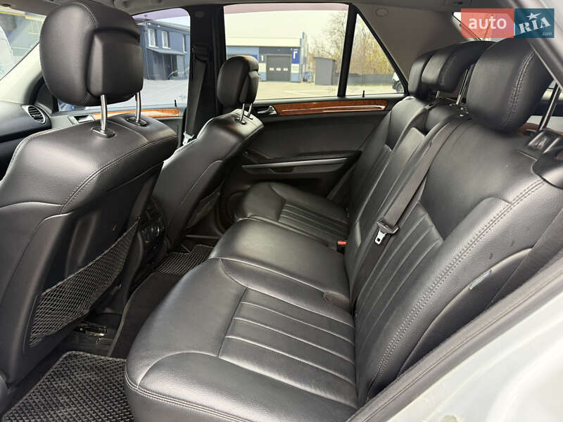 Позашляховик / Кросовер Mercedes-Benz M-Class 2008 в Рівному