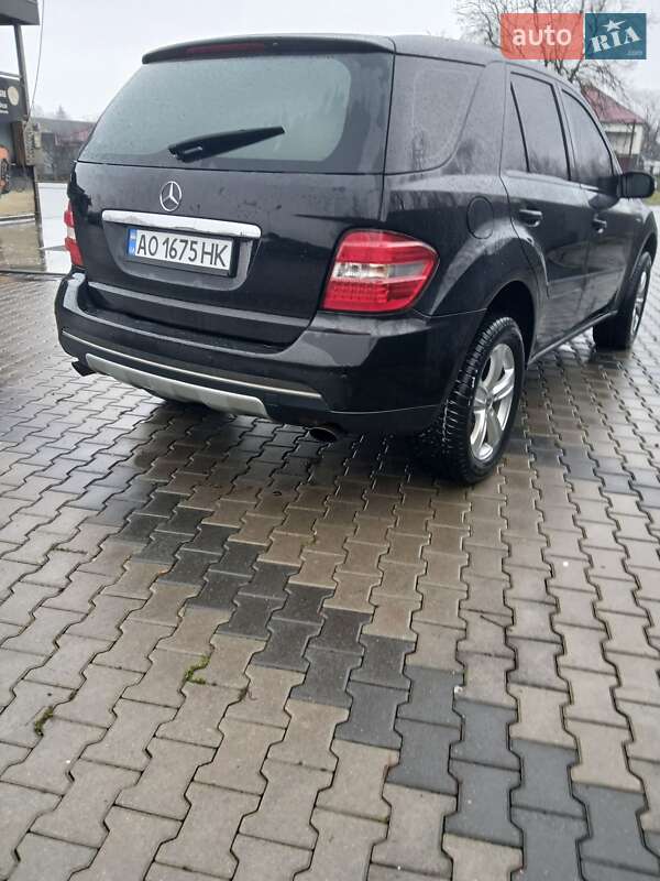 Позашляховик / Кросовер Mercedes-Benz M-Class 2006 в Білки