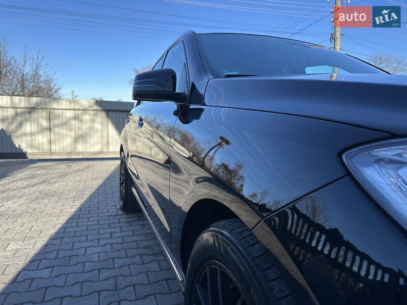 Внедорожник / Кроссовер Mercedes-Benz M-Class 2013 в Бориславе фото 3 Внедорожник / Кроссовер Mercedes-Benz M-Class 2013 в Бориславе