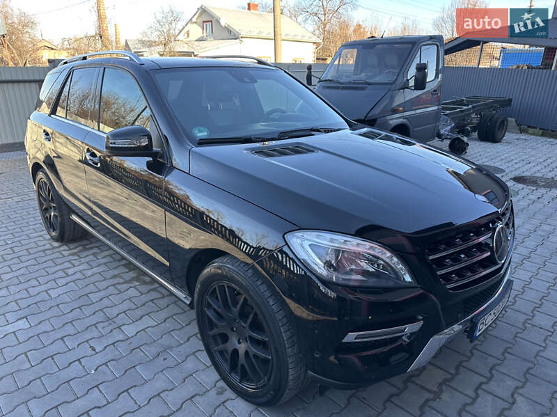 Внедорожник / Кроссовер Mercedes-Benz M-Class 2013 в Бориславе фото 16 Внедорожник / Кроссовер Mercedes-Benz M-Class 2013 в Бориславе
