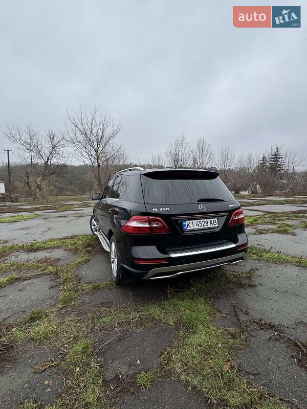 Внедорожник / Кроссовер Mercedes-Benz M-Class 2013 в Тетиеве