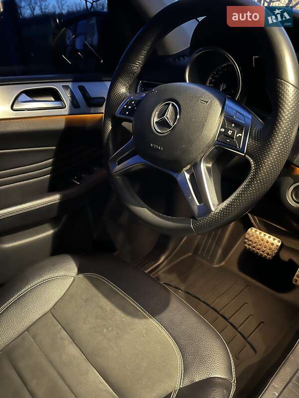 Внедорожник / Кроссовер Mercedes-Benz M-Class 2013 в Тетиеве