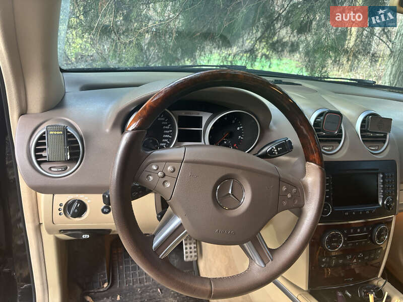 Внедорожник / Кроссовер Mercedes-Benz M-Class 2007 в Славянске фото 9 Внедорожник / Кроссовер Mercedes-Benz M-Class 2007 в Славянске