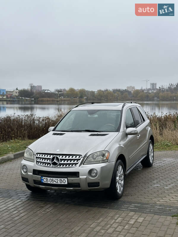 Позашляховик / Кросовер Mercedes-Benz M-Class 2006 в Рівному фото 5 Позашляховик / Кросовер Mercedes-Benz M-Class 2006 в Рівному