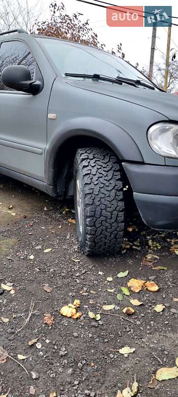 Позашляховик / Кросовер Mercedes-Benz M-Class 2000 в Києві фото 4 Позашляховик / Кросовер Mercedes-Benz M-Class 2000 в Києві