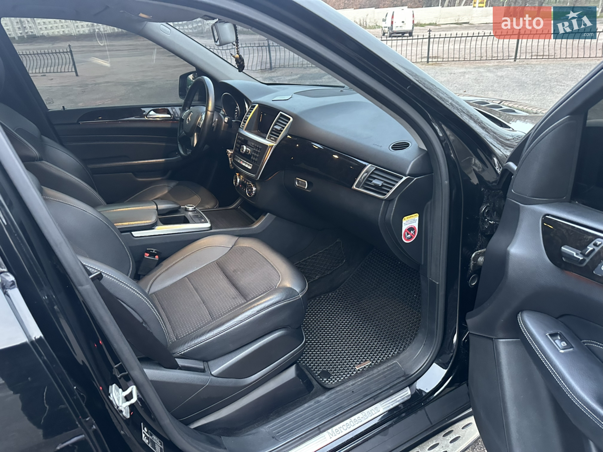 Mercedes-Benz M-Class 2012 VIN WDC1660041A029971 фото оголошення 12 з 19
