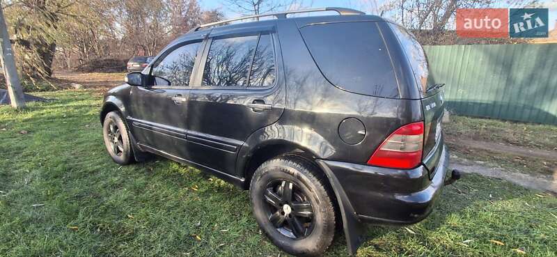 Внедорожник / Кроссовер Mercedes-Benz M-Class 2005 в Полтаве