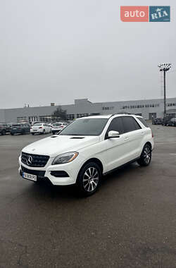 Внедорожник / Кроссовер Mercedes-Benz M-Class 2015 в Киеве