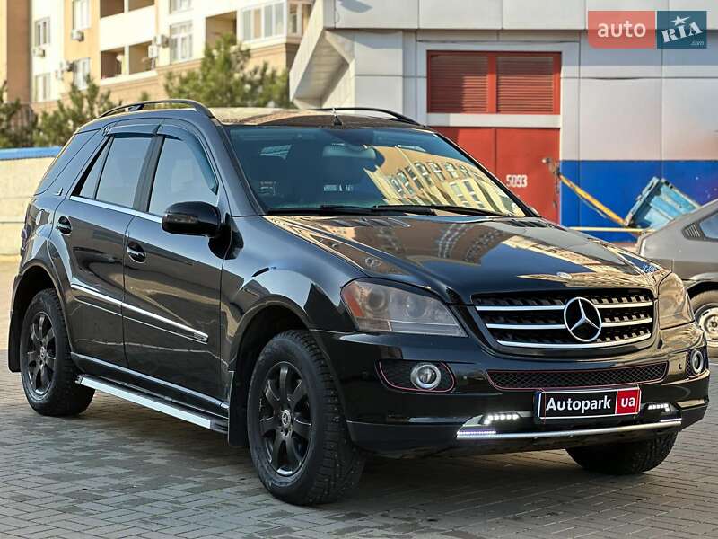 Внедорожник / Кроссовер Mercedes-Benz M-Class 2006 в Одессе
