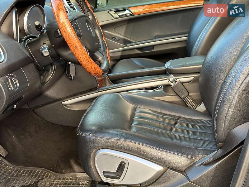 Внедорожник / Кроссовер Mercedes-Benz M-Class 2006 в Одессе