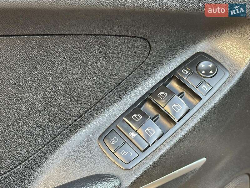 Внедорожник / Кроссовер Mercedes-Benz M-Class 2006 в Одессе