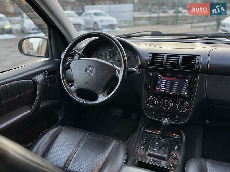 Позашляховик / Кросовер Mercedes-Benz M-Class 2002 в Шептицькому